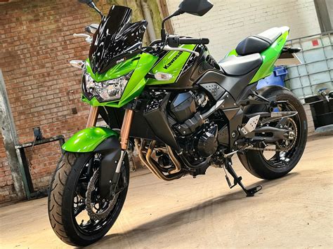 2012 Kawasaki Z750R ceramic coated by CFC Edinburgh - COATING FARM