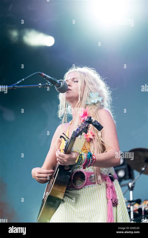 Katzenjammer band hi-res stock photography and images - Alamy