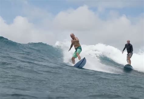 Kelly Slater wins the most exclusive surf test in the world - NAUTICA NEWS