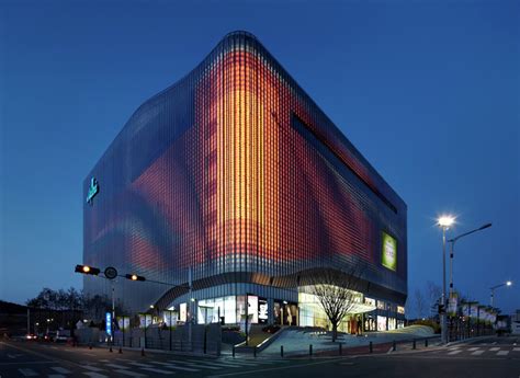 What are Kinetic Facades in Architecture? | ArchDaily