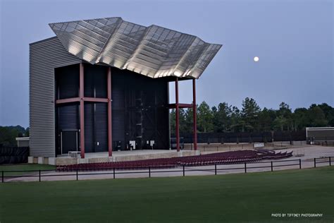 CHARTER AMPHITHEATER AT HERITAGE PARK - Craig Gaulden Davis Architecture