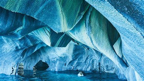 Hot Shots: The Marble Caves, Patagonia, Chile | Escapism TO