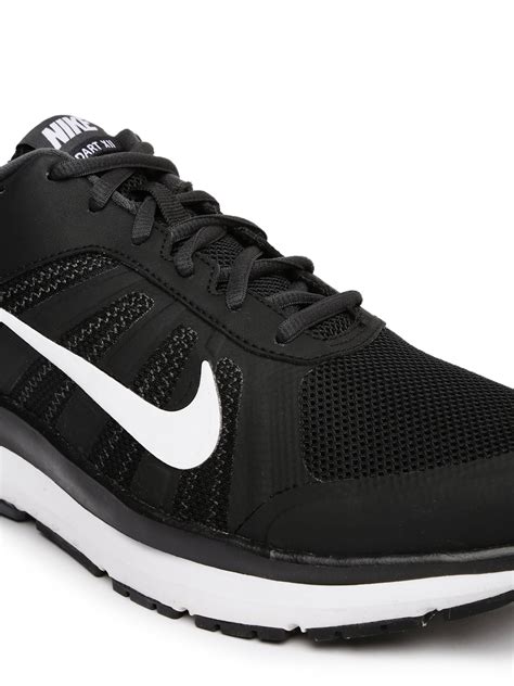 Buy NIKE Men'S Black Running Shoes Online @ ₹4795 from ShopClues