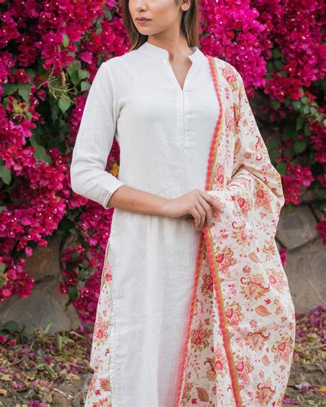 White cotton kurta set with printed dupatta - set of three by Keva ...