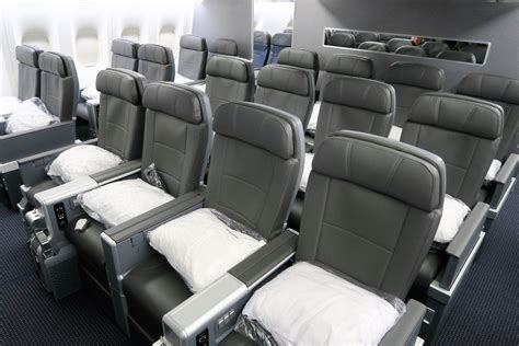 American Airlines Adds Premium Economy to Some Hawaii Routes - The ...