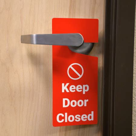 Keep Door Closed with Icon - Door Hanger