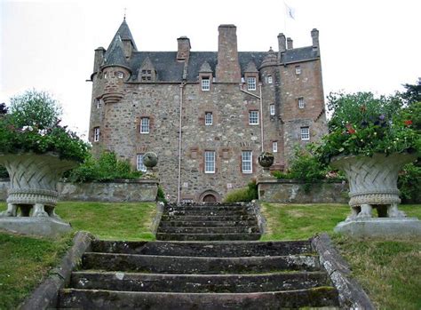 Castles | Clan Mackenzie Society | Scotland castles, Clan castle, Scottish castles