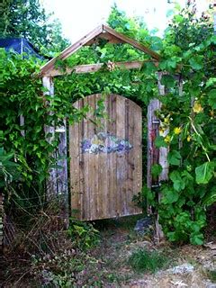 Garden gate | Gate at Edible Landscapes, the Sustainable Liv… | Flickr