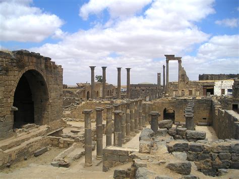 File:Bosra-Ruins.jpg - Wikimedia Commons