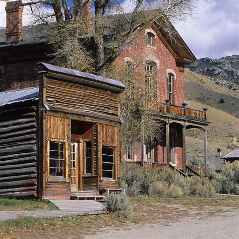 Bannack Ghost Town in Bannack, MT (6 Photos)