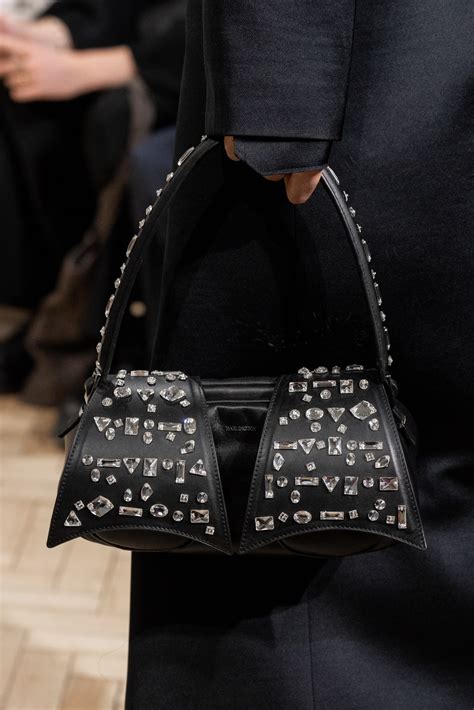 Best Handbags Of Spring 2023 RTW Fashion Shows | The Impression