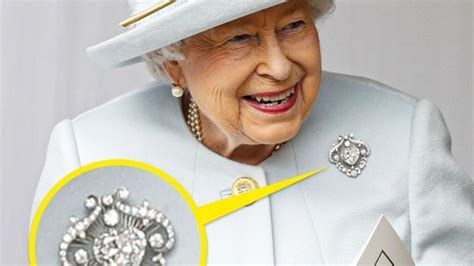 Secrets Behind These 5 Brooches Of Queen Elizabeth II You Probably Don ...