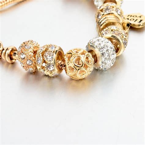 Gold Heart Charm Bracelet - Uniqistic.com