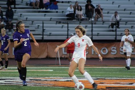 Women's Soccer Wins 2-1 Over Fredonia - Buffalo State University Athletics