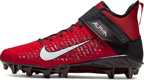 Top 10 best football cleats for linebackers 2021- Reviews and Buyer’s Guide