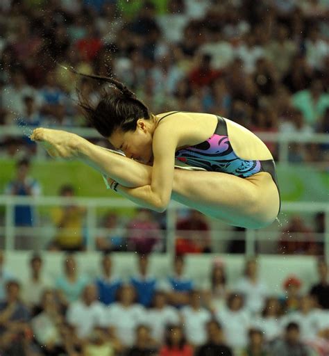 Guo Jingjing sets diving gold record - UPI.com