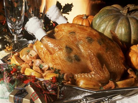 Roast Capon with Stuffing, Apples and Chanterelles recipe | Eat Smarter USA