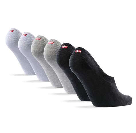 13 Best No-Show Socks for Women That Won’t Slip Down – Footwear News