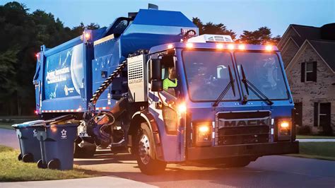 Mack Announces Electric Garbage Truck Sold To Republic Services