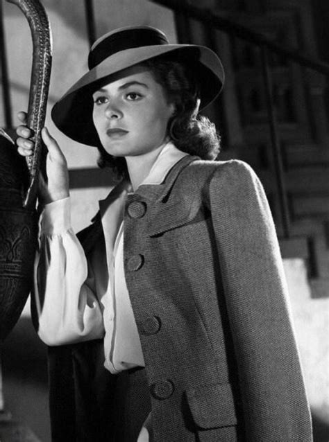 Ingrid Bergman in 'Casablanca'. | Old hollywood stars, Iconic women, Vintage hollywood glamour