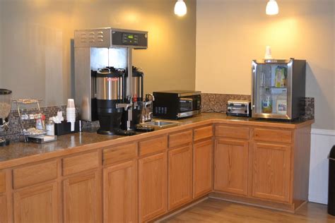 SKY LODGE INN & SUITES $70 ($̶2̶4̶4̶) - Prices & Motel Reviews - Delavan, WI