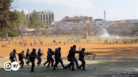 South Africa: No end in sight to student protests – DW – 10/05/2016