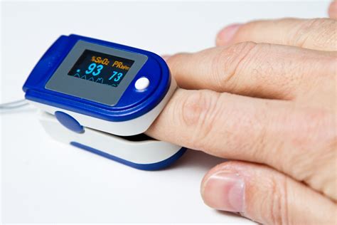 What Is a Pulse Oximeter? And Why Are People Buying Them During COVID ...