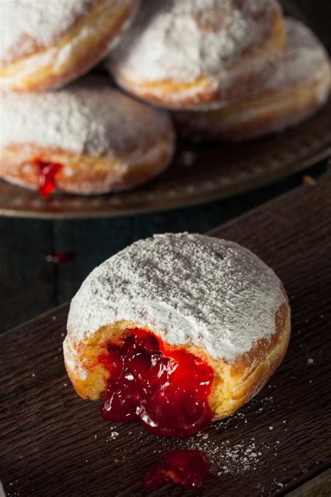 You Won’t Believe How Beautiful These Polish Desserts Are - Oh, and they Taste Delicious, Too!