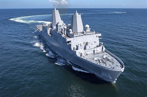 desarrollo defensa y tecnologia belica: La Armada estadounidense recibió el último LPD ''Stealth ...