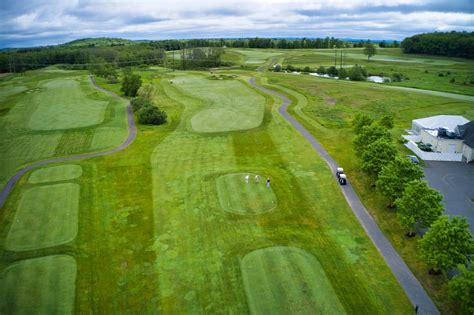 Golf Course in Bloomfield, Connecticut | Wintonbury Hills Golf Course