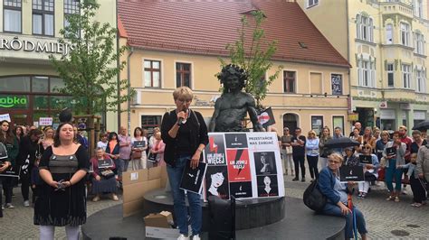 Polish women intensify protests demanding repeal of ban on abortions : Peoples Dispatch