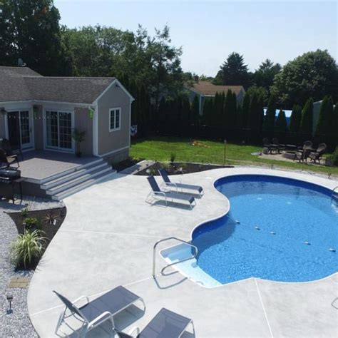 Vinyl Pool Shapes & Designs | Latham Pools