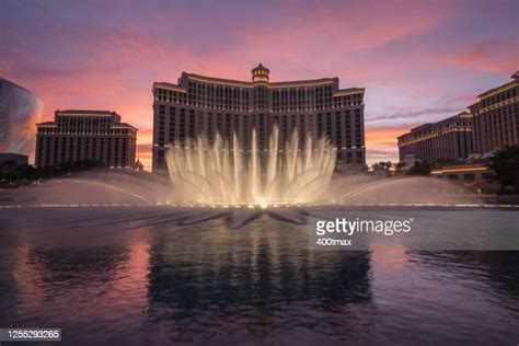 Bellagio Fountains Photos and Premium High Res Pictures - Getty Images