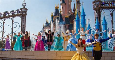 Are You Team Princess Or Team Pirates?! Disneyland Paris Stepherella | peacecommission.kdsg.gov.ng