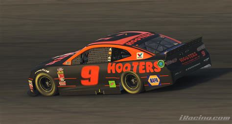 Chase Elliott Hooters 2020 by Cameron Coulby - Trading Paints