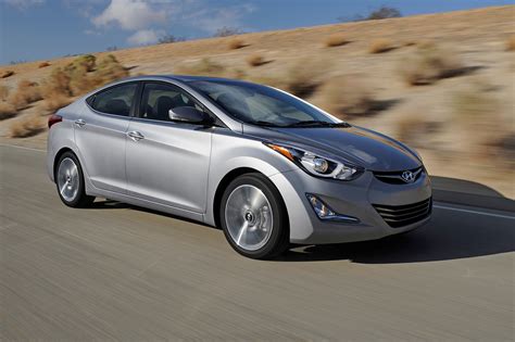 2014 Hyundai Elantra Sedan (7) - egmCarTech