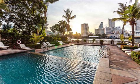 The Peninsula Bangkok, Luxury Hotel Guide | Legends