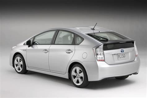 World Of Cars: Toyota prius hybrid Images