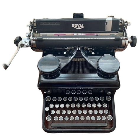 Vintage 1934 Royal Typewriter H Victory Model H12-1703581 W/ Beveled ...