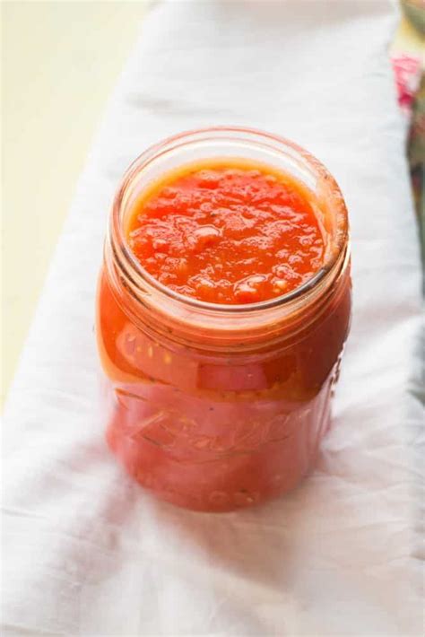 Roma Tomato Sauce Recipe - Easy Made With Fresh Tomatoes! | Recipe | Tomato sauce recipe easy ...