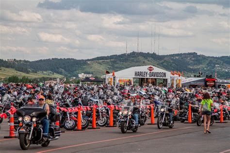 Sturgis South Dakota Black Hills Motorcycle Rally | Reviewmotors.co