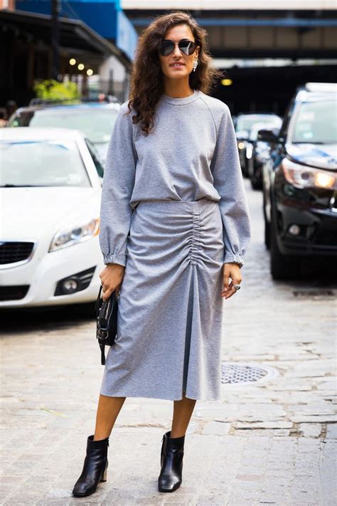 14 All-Gray Outfits That Are Anything But Boring | Grey outfit, Fashion, Outfits