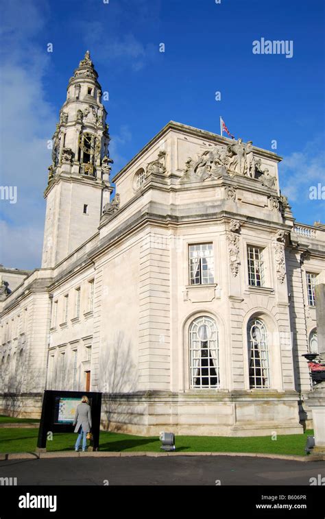 City Hall showing Clock Tower, Cathays Park, Cardiff, Wales, United ...