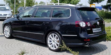 File:VW Passat Variant R36 rear 20080801.jpg - Wikimedia Commons