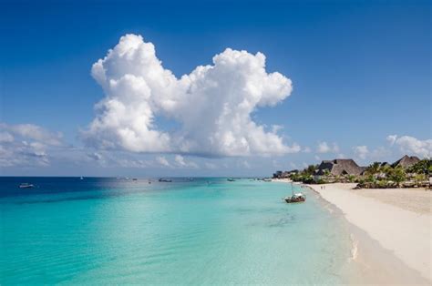 All-embracing, disitinctive and spectacular: welcome to Zanzibar, our new destination - RIU.com ...