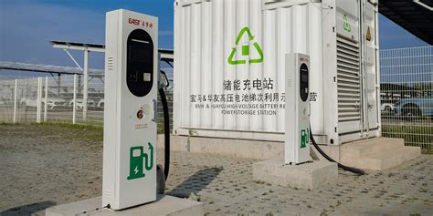 China targets installing EV charging along highways - electrive.com