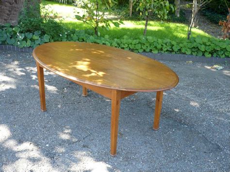 Arts And Crafts Oval Dining Table In Golden Oak - Antiques Atlas