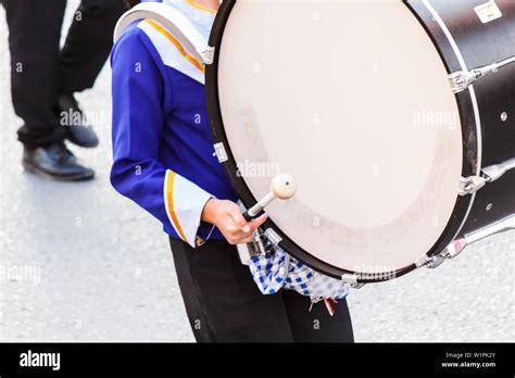 Bass drum marching band hi-res stock photography and images - Alamy