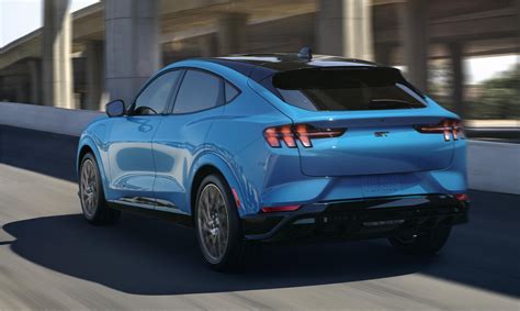 The 2021 Ford Mustang Mach-E all-electric SUV | Electric Hunter