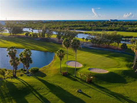 5 Things You Need To Know Before Teeing Off At Royal Turks And Caicos Golf Club | Islands